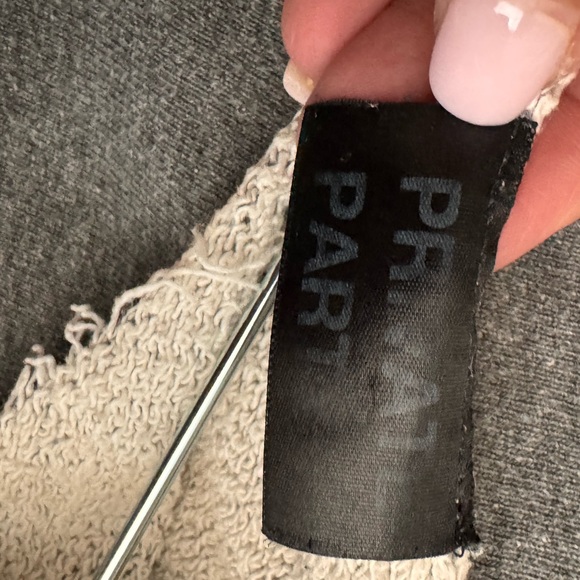 ICONIC Kyle by Alene Sweatshirt! Rare and Vintage - Picture 3 of 4